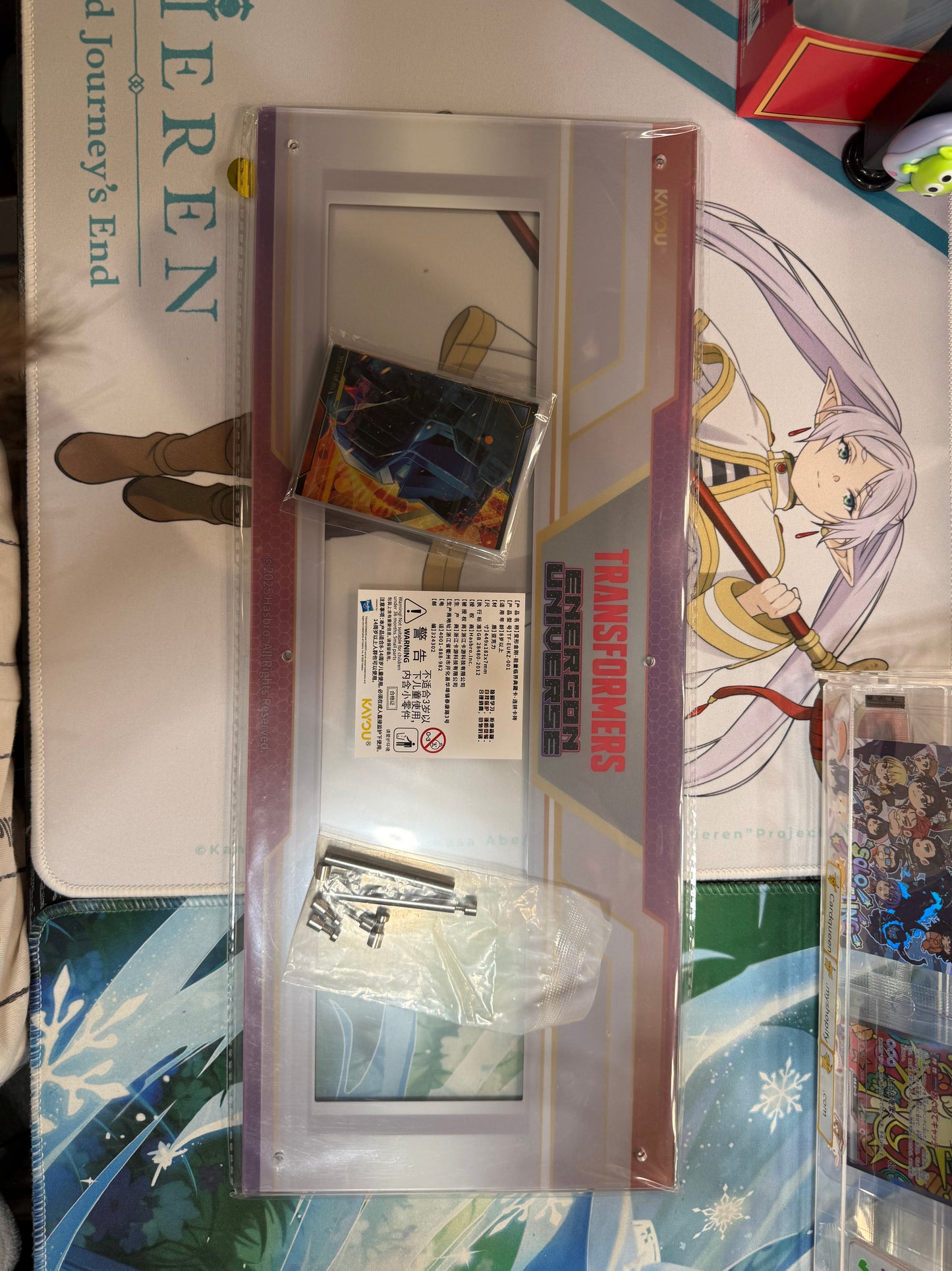 Kayou Transformers Energon Universe TFEU01 Display Case Includes 6 Cards