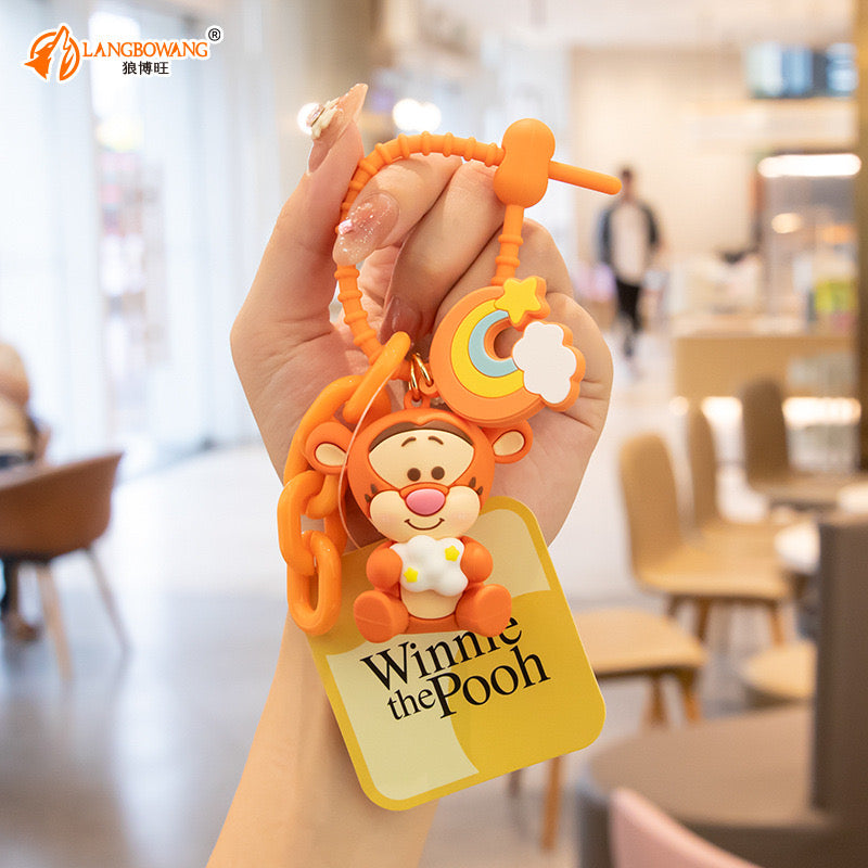 1 Winnie The Pooh Key Chain(Pooh/Piglet/Tigger/Eeyore) Disney