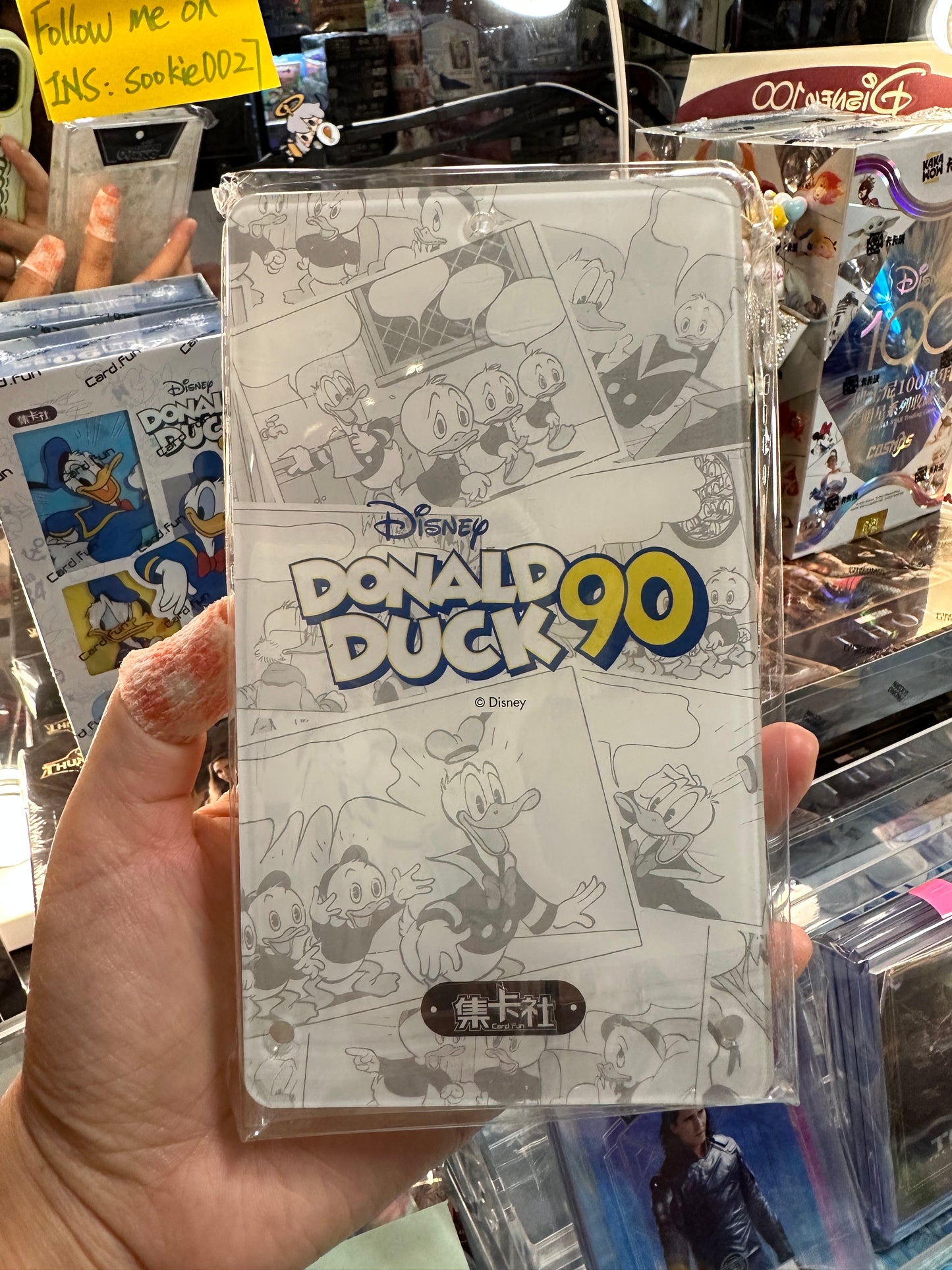 Donald Duck 90th snow globe card display case Card Fun