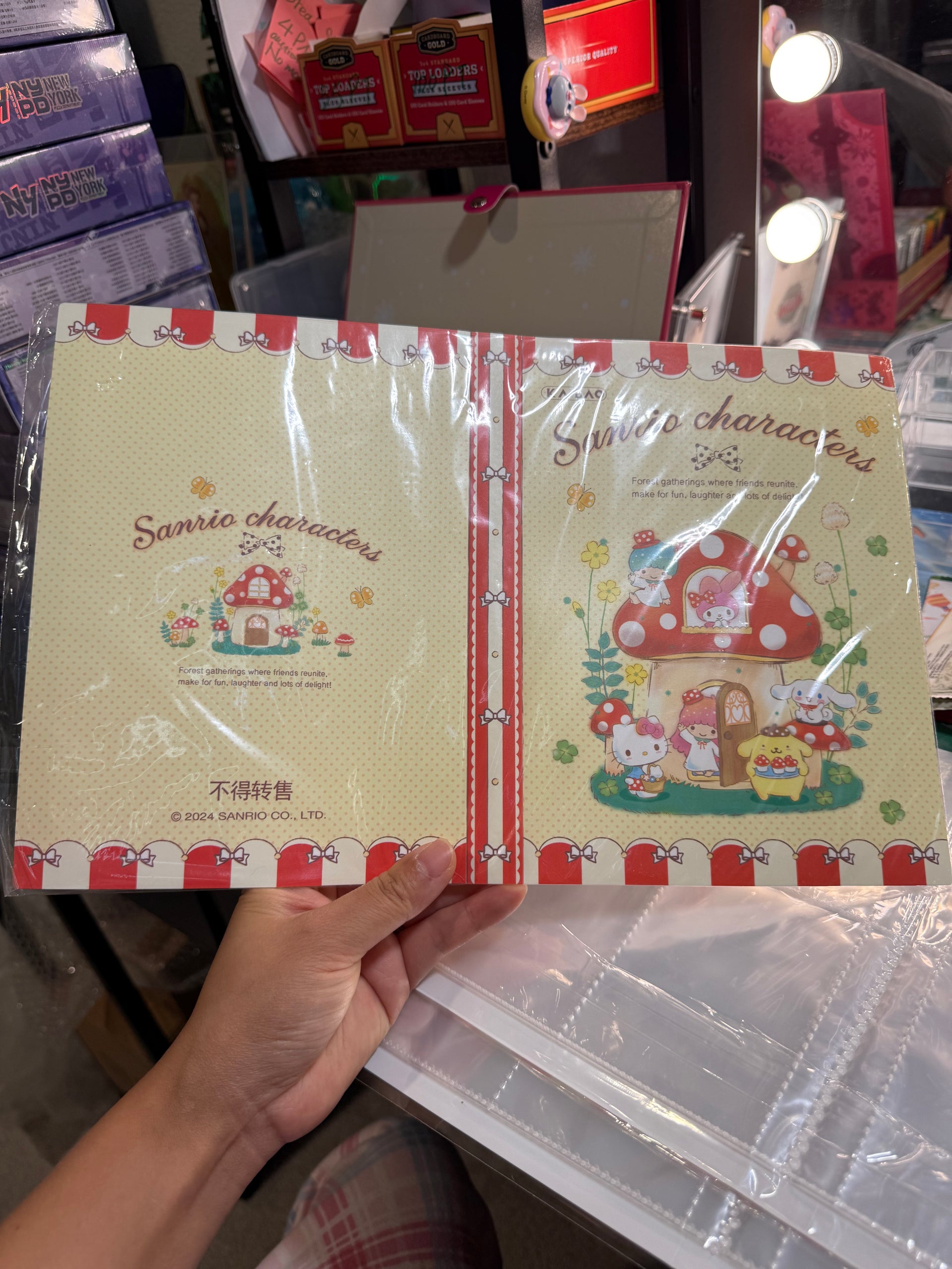 KB official Sanrio Characters trading cards binder 4 Pockets Red binde Card Queen KB official Sanrio Characters trading cards binder 4 Pockets Red binde Card Queen