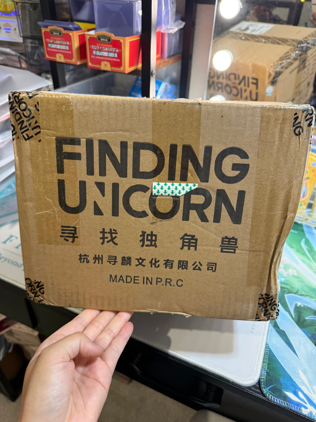 1 sealed case (10 boxes) Finding Unicorn Marvel Comics Evolution