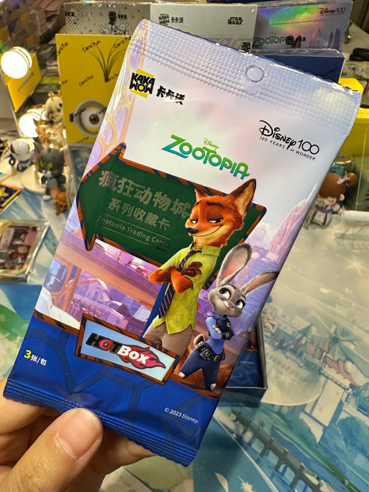Zootopia trading cards (1 pack)2023 Kakawow Hot Box Disney 100